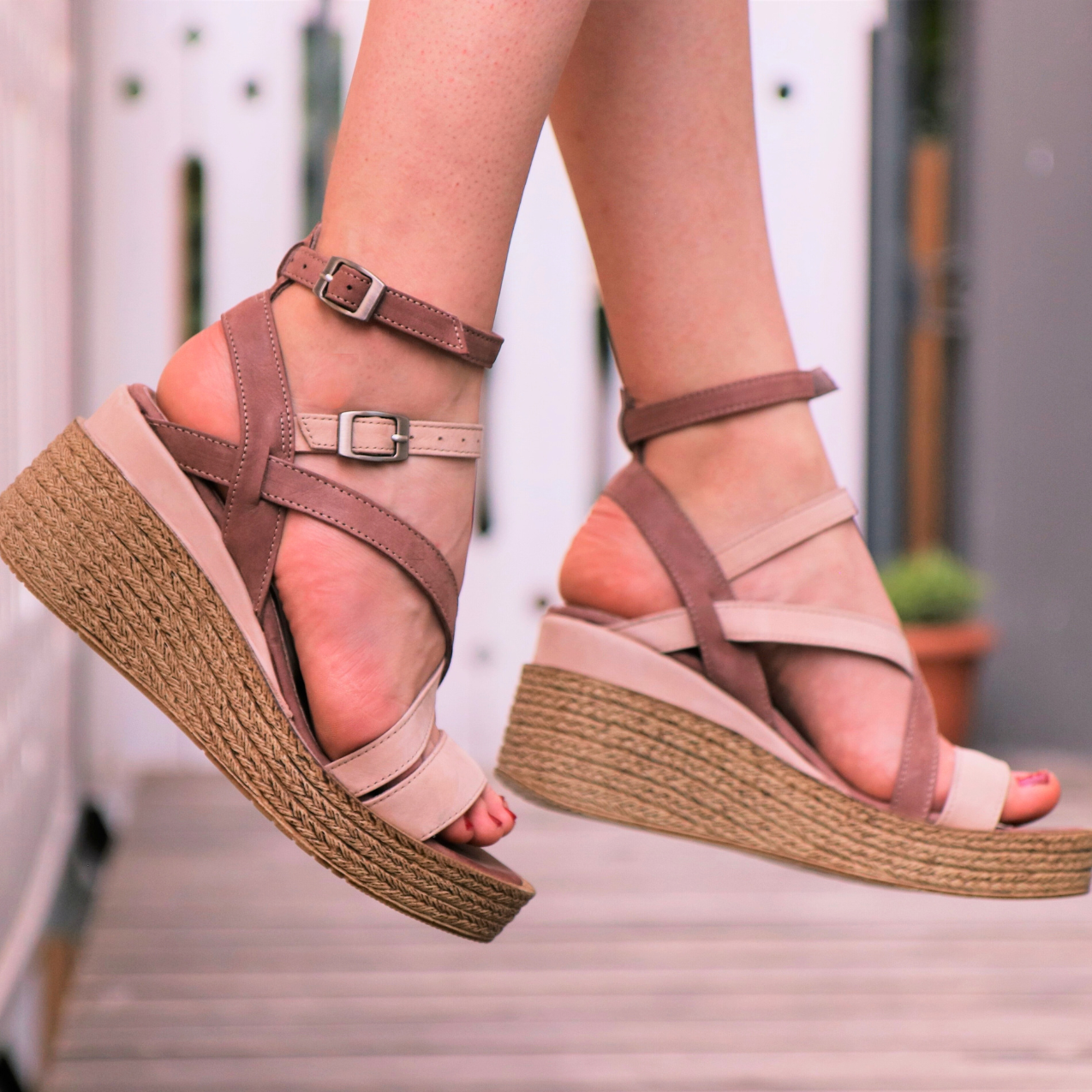 Womens Shoe/Footwear